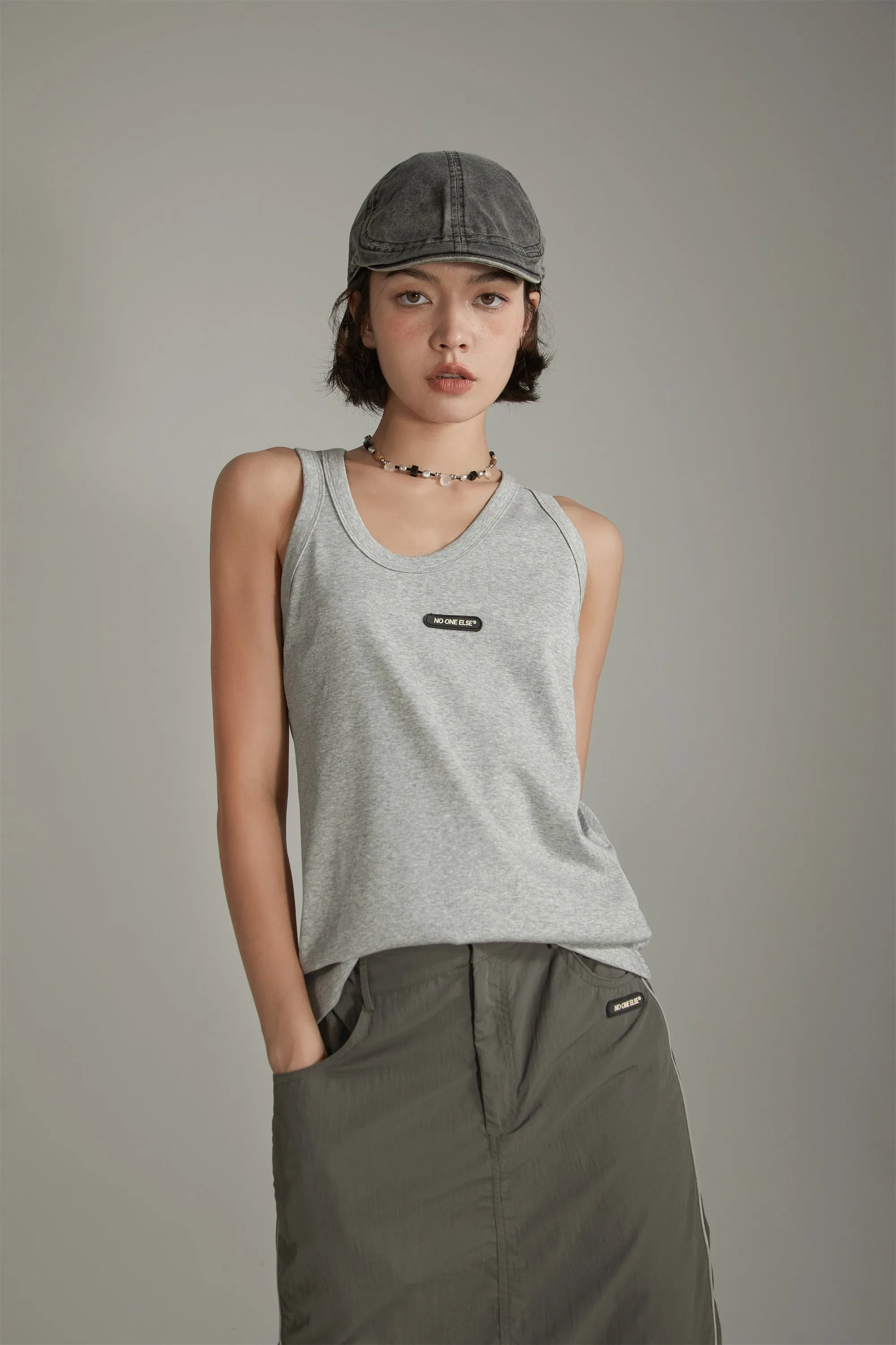 Basic Simple Sleeveless T-Shirt