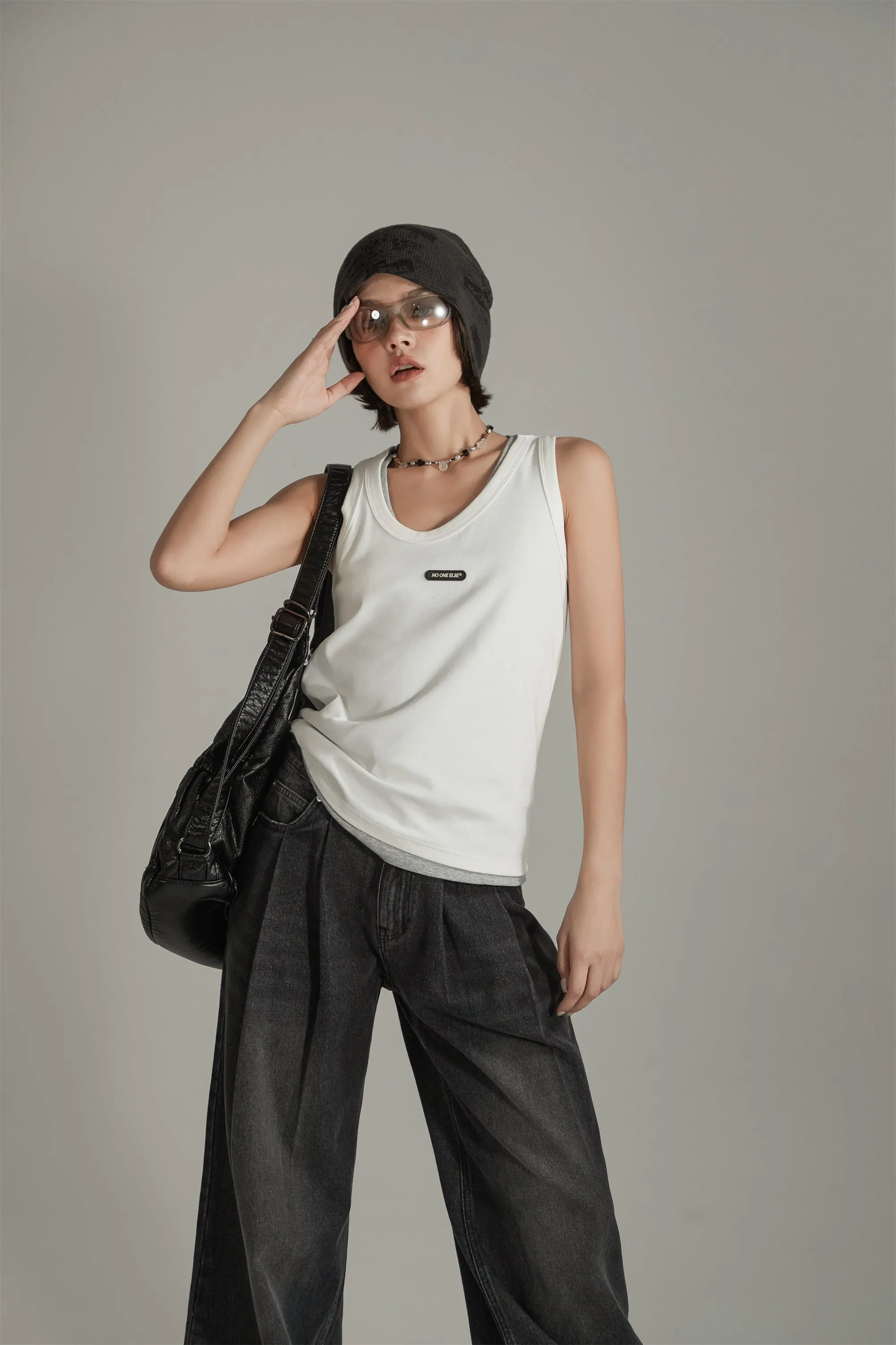 Basic Simple Sleeveless T-Shirt