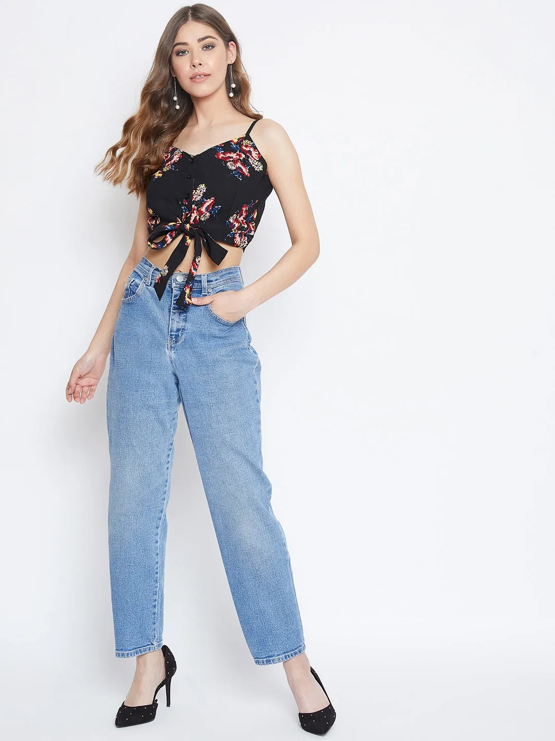 Berrylush Women Black & Red Floral Printed Tie-Up Crop Top