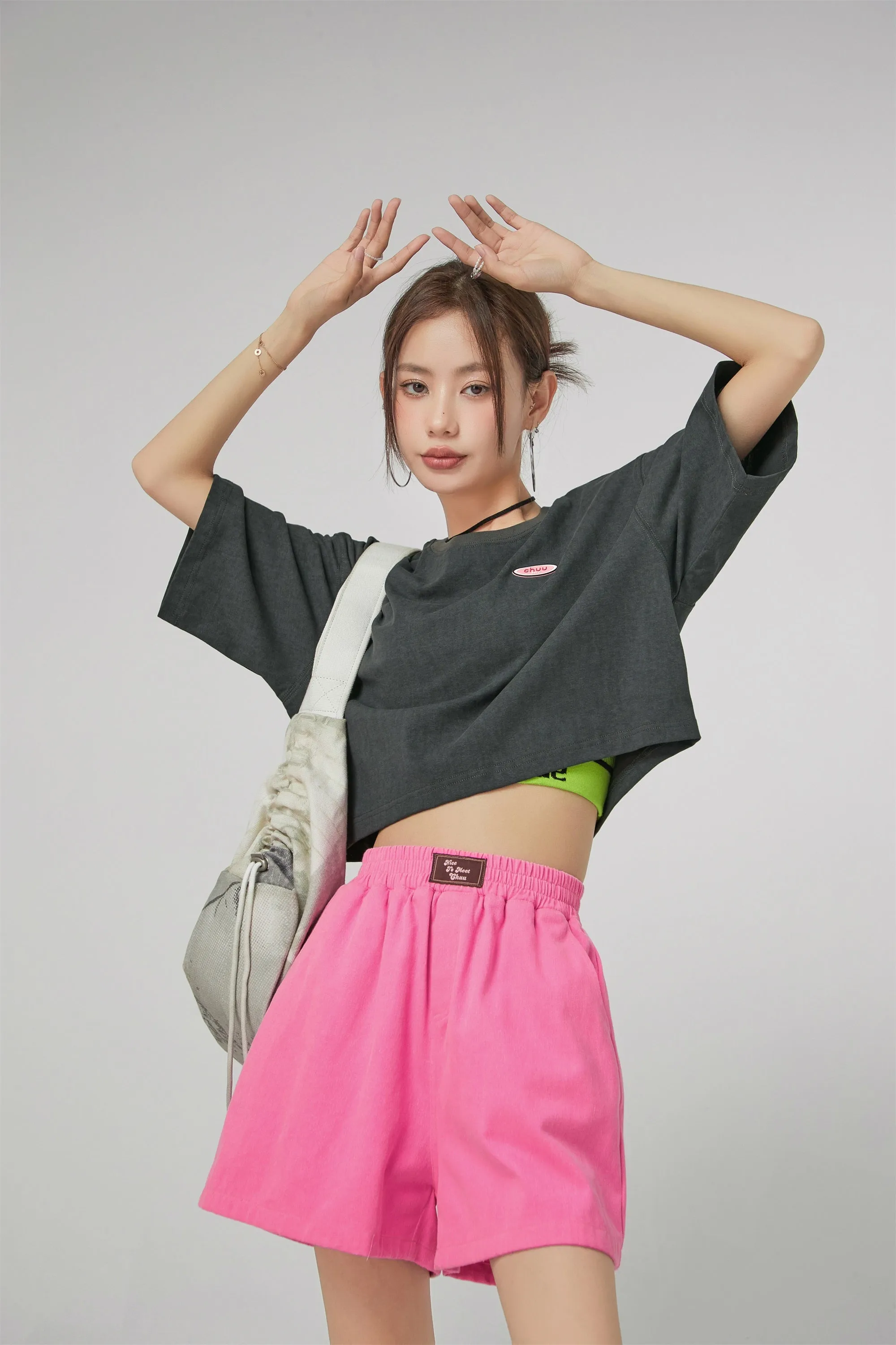 Chuu Logo Overfit Crop T-Shirt